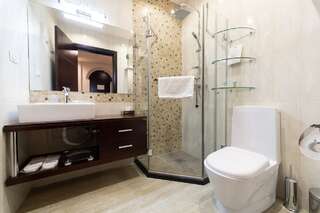 Отель Bass Boutique Hotel Ереван Семейный номер-3