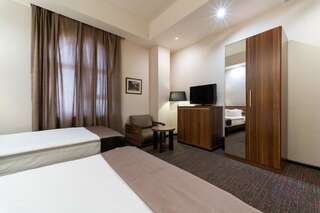 Отель Bass Boutique Hotel Ереван Двухместный номер Делюкс с 2 отдельными кроватями-2