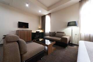 Отель Bass Boutique Hotel Ереван Двухместный номер Делюкс с 1 кроватью-2
