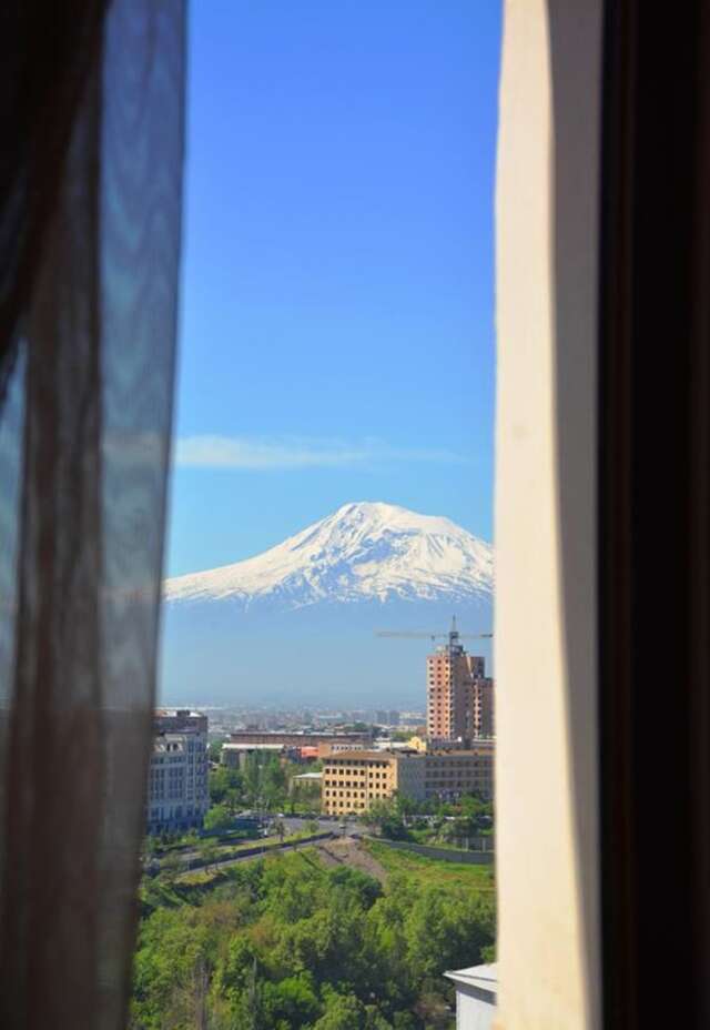 Отель Bass Boutique Hotel Ереван-17