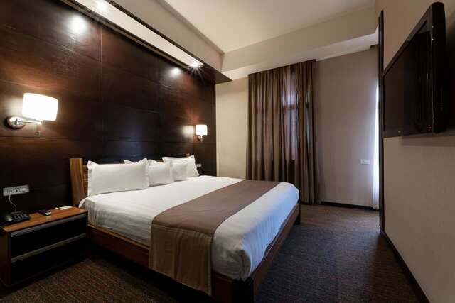 Отель Bass Boutique Hotel Ереван-19